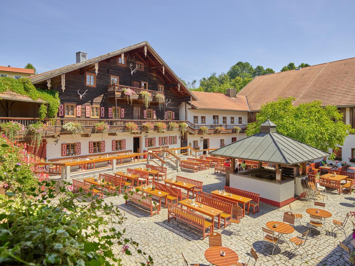 Hotel Gutshof Uttlau Haarbach Exterior foto